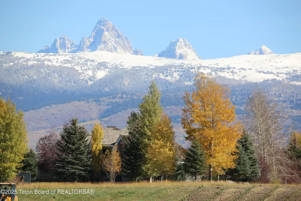 $549,900 | 5000 South 5000 West, Driggs, ID 83422