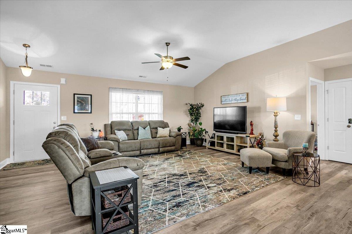 407 Braeburn Fields Inman, SC 29349 - Photo 11 of 44