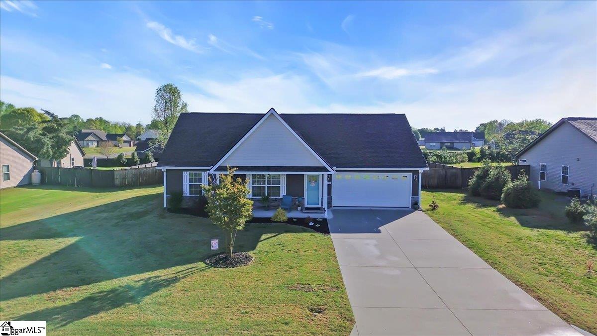 407 Braeburn Fields Inman, SC 29349 - Photo 6 of 44