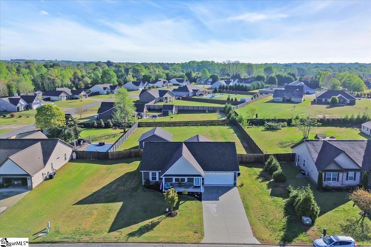 407 Braeburn Fields Inman, SC 29349 - Photo 7 of 44