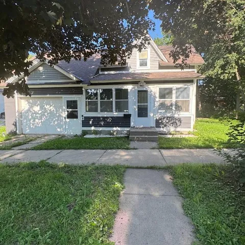 $229,999 | 915 3rd Avenue Northwest, Faribault, MN 55021