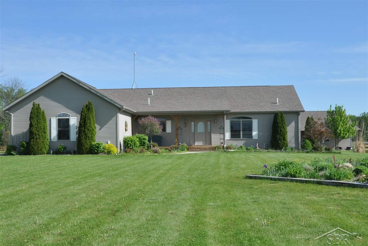 8150 Ederer Road Saginaw, MI 48609 - Photo 1 of 18 31245456.JPG