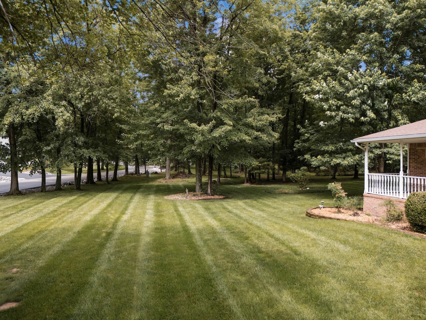2006 Spring Garden Road Marion, IL 62959 - Photo 40 of 49