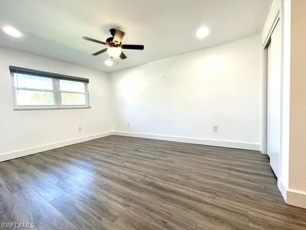 $1,750 | 200 Valley Stream Drive, Unit 8B, Naples, FL 34113