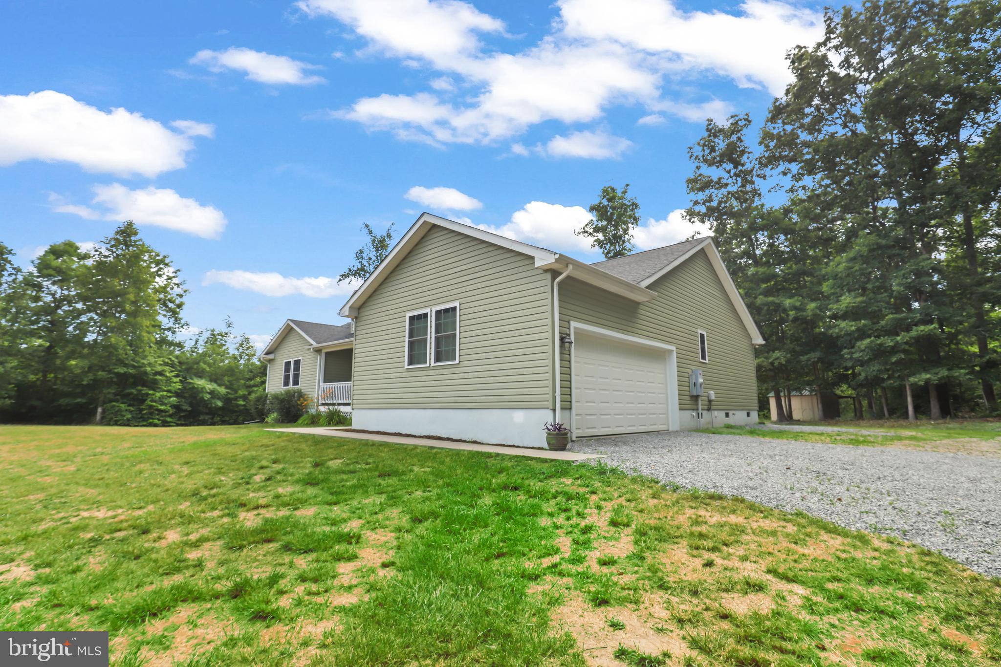 1041 Bibb Store Road Louisa, VA 23093 - Photo 3 of 40