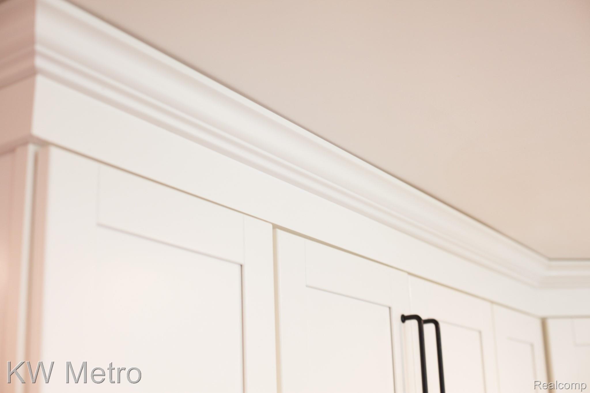 38868 Westchester Road Sterling Heights, MI 48310 - Photo 32 of 88 -32.jpg