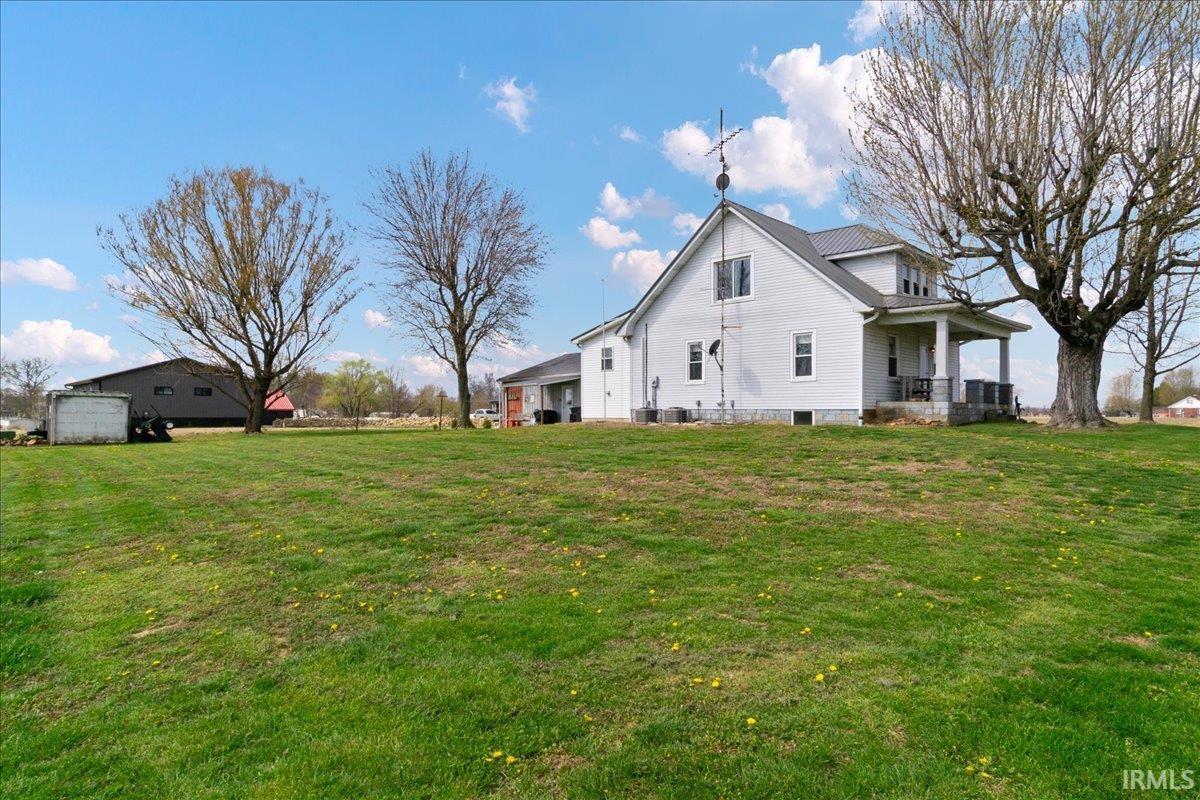 1199 West 47th Street Jasper, IN 47546 - Photo 3 of 31