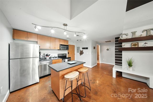 $243,000 | 715 North Church Street, Unit 215, Charlotte, NC 28202