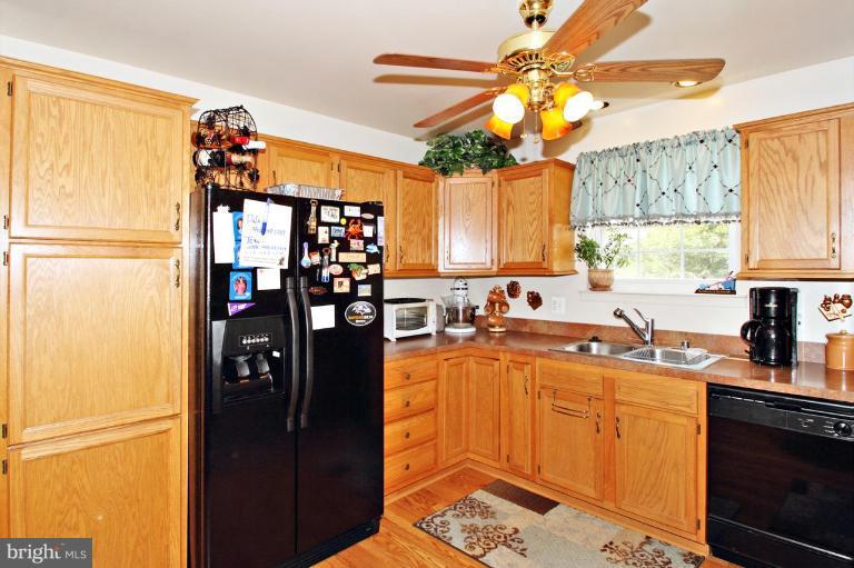 4638 Old Court Road Pikesville, MD 21208 - Photo 1 of 22 Kitchen
