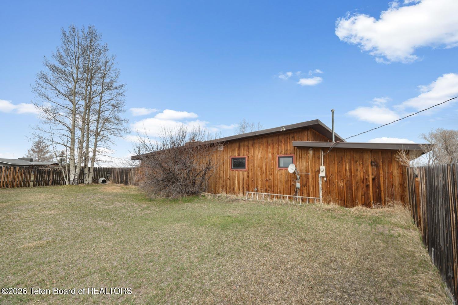 10169 Highway 191 Pinedale, WY 82941 - Photo 32 of 38 DSC_2904