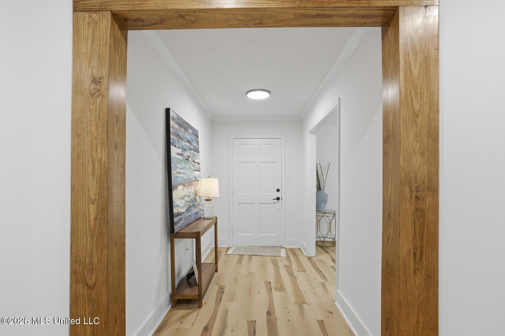 860 Rutherford Drive Jackson, MS 39206 - Photo 26 of 39 foyer 860 Rutherford Dr
