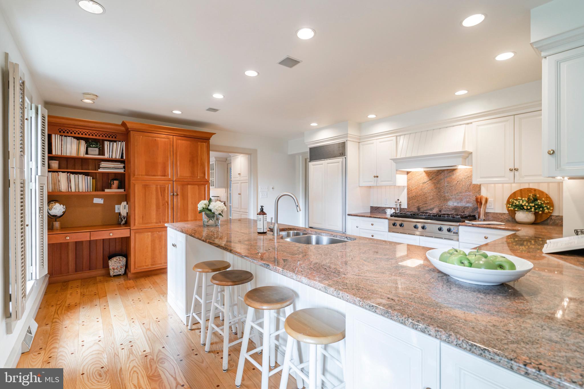 5 Morris Road Ambler, PA 19002 - Photo 17 of 46 Kitchen Peninsula