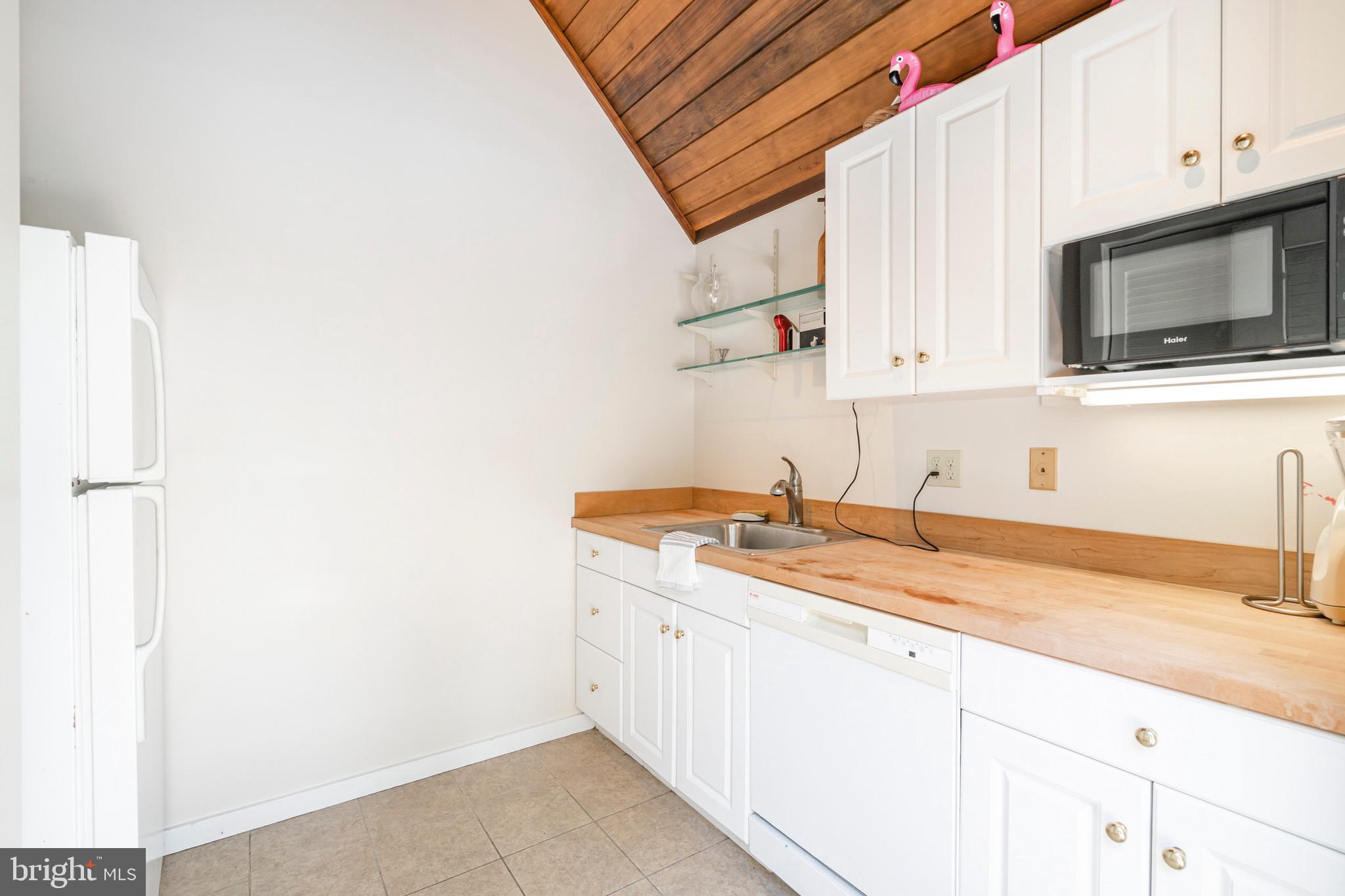 5 Morris Road Ambler, PA 19002 - Photo 44 of 46 Pool house Kichenette