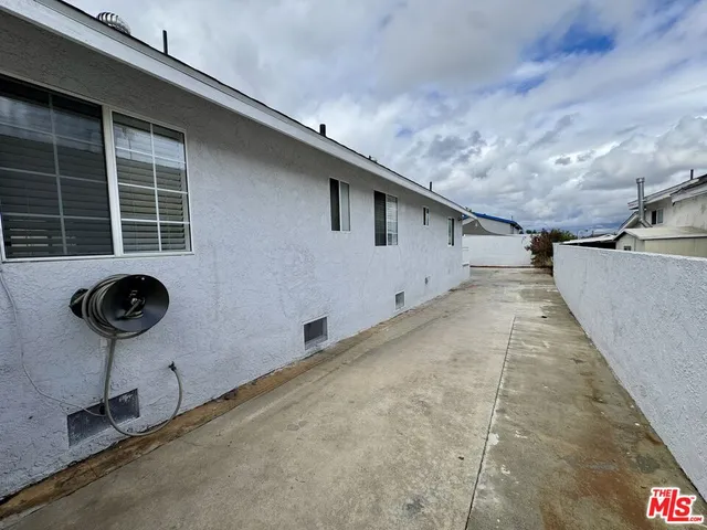 $843,000 | 932 West Crestwood Avenue, San Pedro, CA 90731