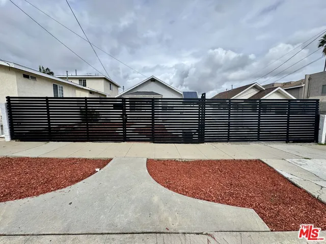 $843,000 | 932 West Crestwood Avenue, San Pedro, CA 90731