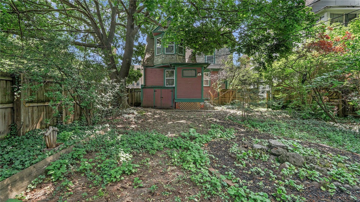407 Alexander Street Rochester, NY 14607 - Photo 15 of 16