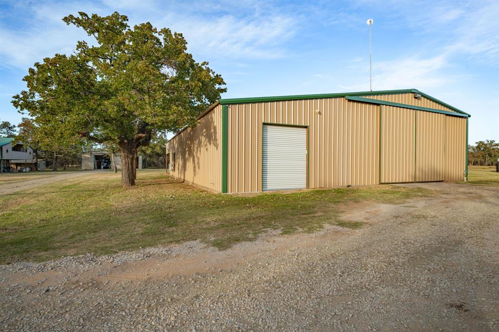 7203 Pump Station Road Jacksboro, TX 76458 - Photo 9 of 40