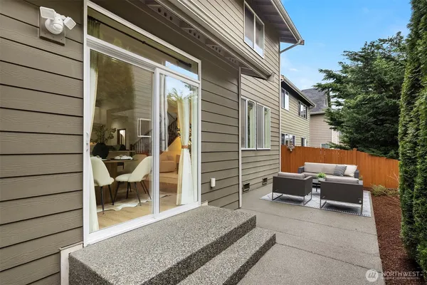 $1,250,000 | 12871 Northeast 198th Place, Woodinville, WA 98072