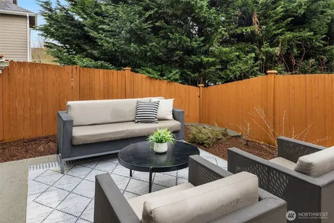 $1,250,000 | 12871 Northeast 198th Place, Woodinville, WA 98072