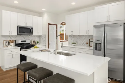 $1,250,000 | 12871 Northeast 198th Place, Woodinville, WA 98072