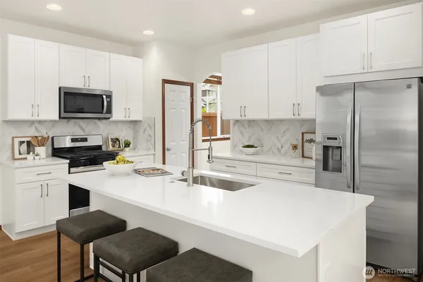 $1,250,000 | 12871 Northeast 198th Place, Woodinville, WA 98072