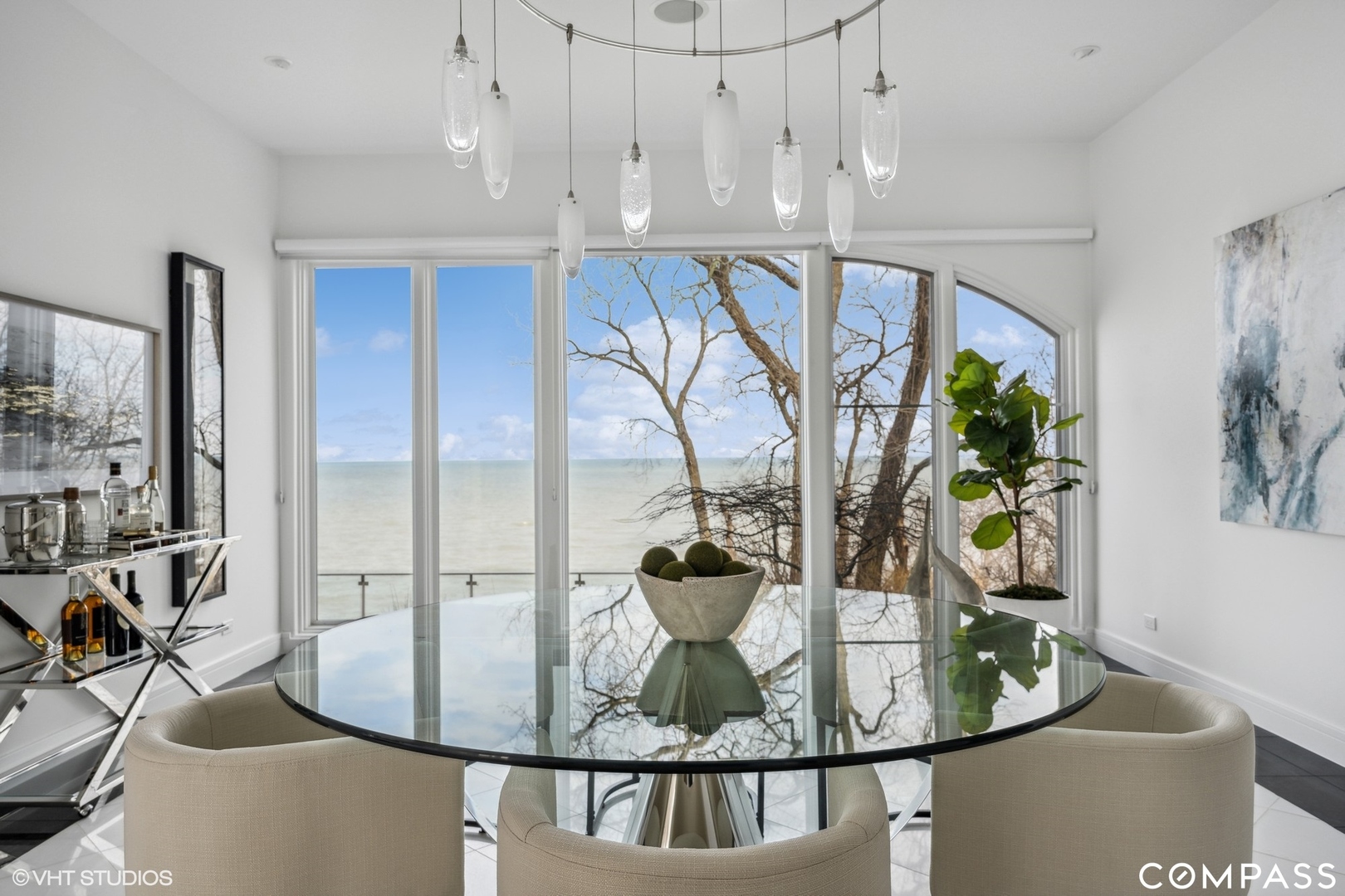 25 Aspen Lane Glencoe, IL 60022 - Photo 11 of 47 a view of living room and dining room