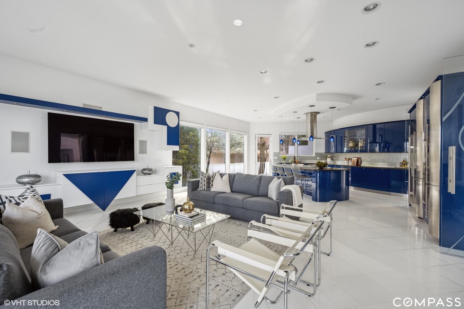 25 Aspen Lane Glencoe, IL 60022 - Photo 15 of 47 a living room with furniture and a flat screen tv