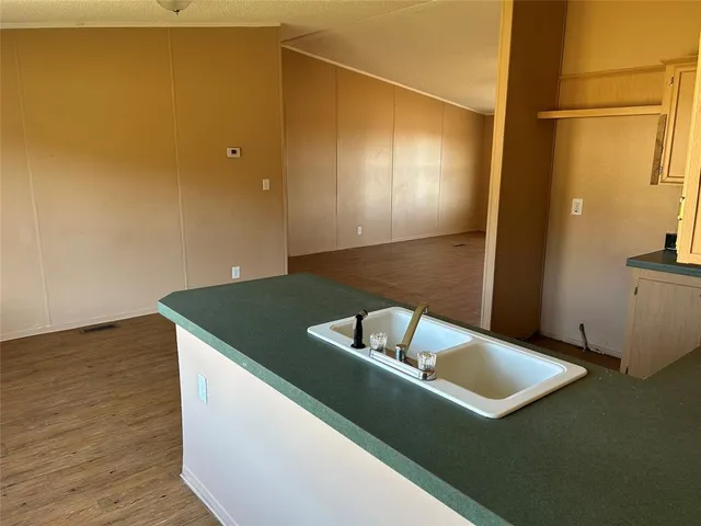 $1,600 | 102 Sunny Brook Court, Springtown, TX 76082