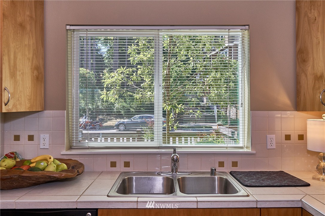 73 Sky Ridge Road Northwest Issaquah, WA 98027 - Photo 12 of 20