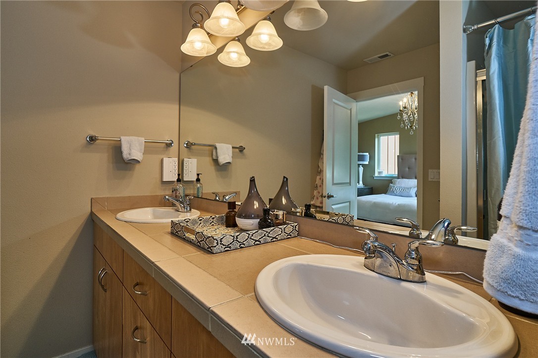 73 Sky Ridge Road Northwest Issaquah, WA 98027 - Photo 15 of 20