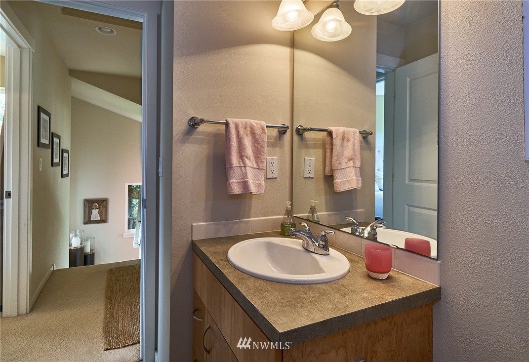73 Sky Ridge Road Northwest Issaquah, WA 98027 - Photo 16 of 20
