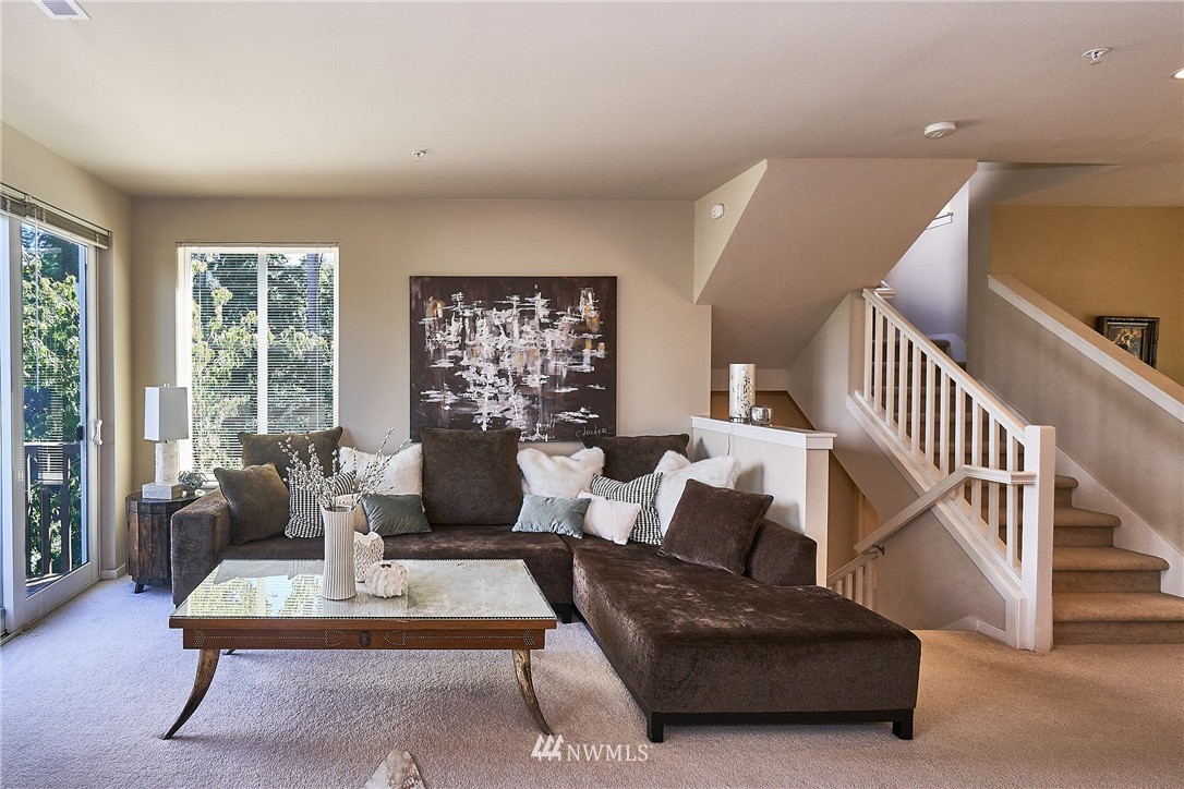 73 Sky Ridge Road Northwest Issaquah, WA 98027 - Photo 5 of 20