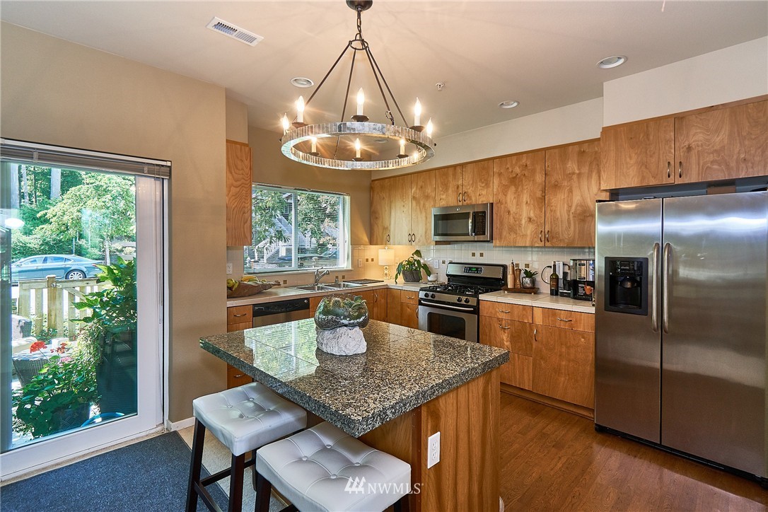 73 Sky Ridge Road Northwest Issaquah, WA 98027 - Photo 9 of 20