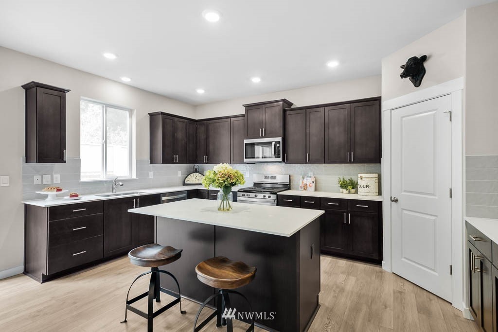 18 180th Place Southeast, Unit 29 Bothell, WA 98012 - Photo 12 of 39 Gallery Image 12