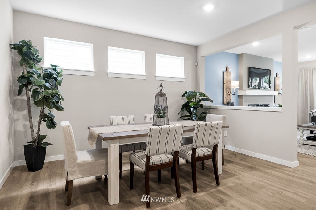 18 180th Place Southeast, Unit 29 Bothell, WA 98012 - Photo 5 of 39 Gallery Image 5