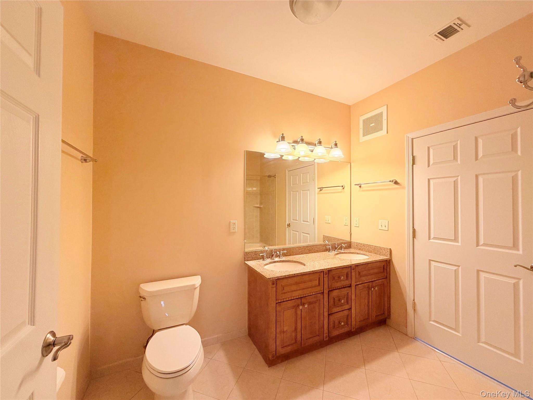 943 Tower Ridge Circle Middletown, NY 10941 - Photo 12 of 14