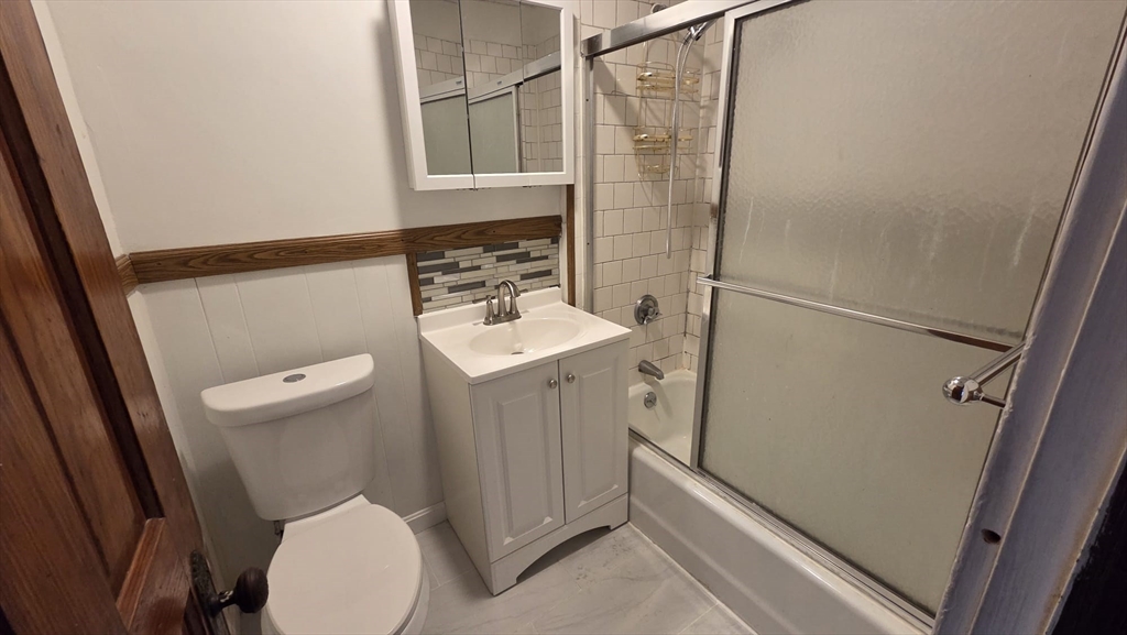 33 Jefferson Street, Unit 2 Worcester, MA 01604 - Photo 5 of 10