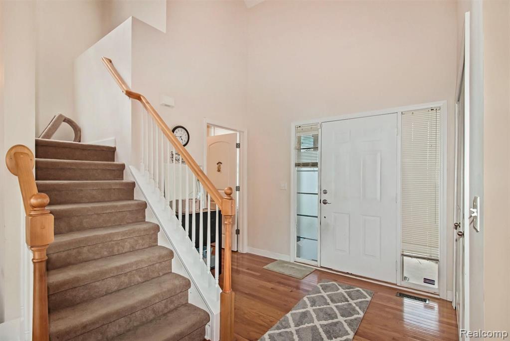51159 Brompton Novi, MI 48374 - Photo 14 of 36