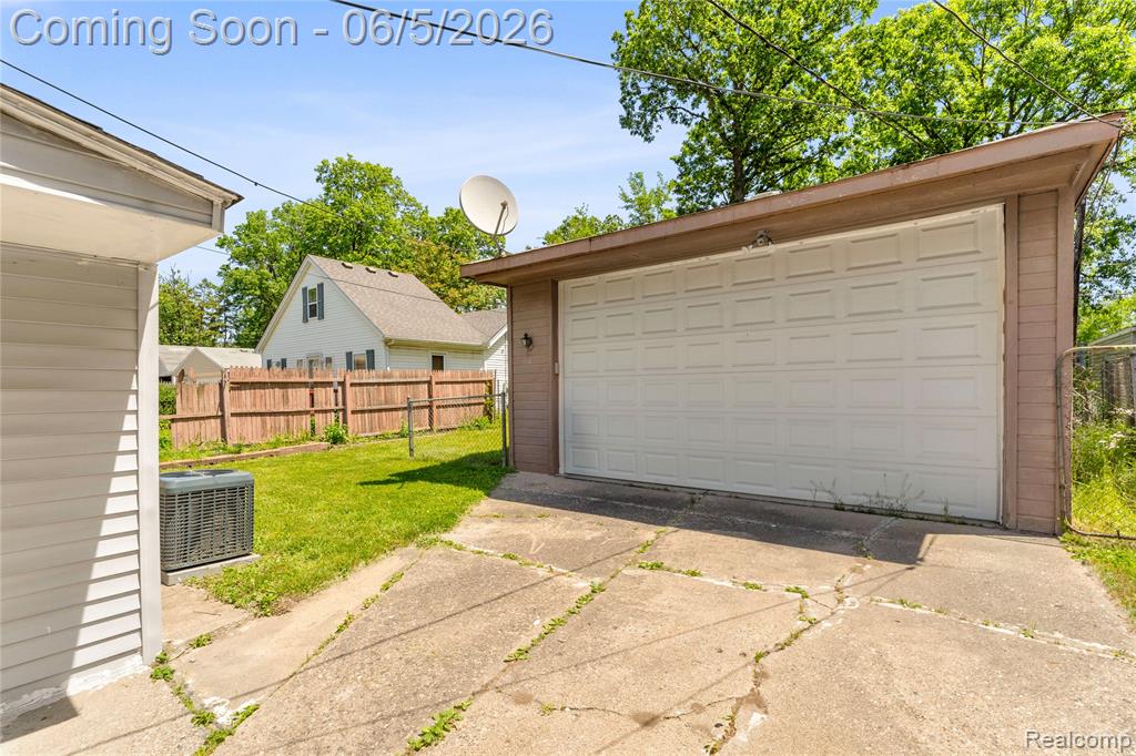 3280 Inman Street Ferndale, MI 48220 - Photo 17 of 24