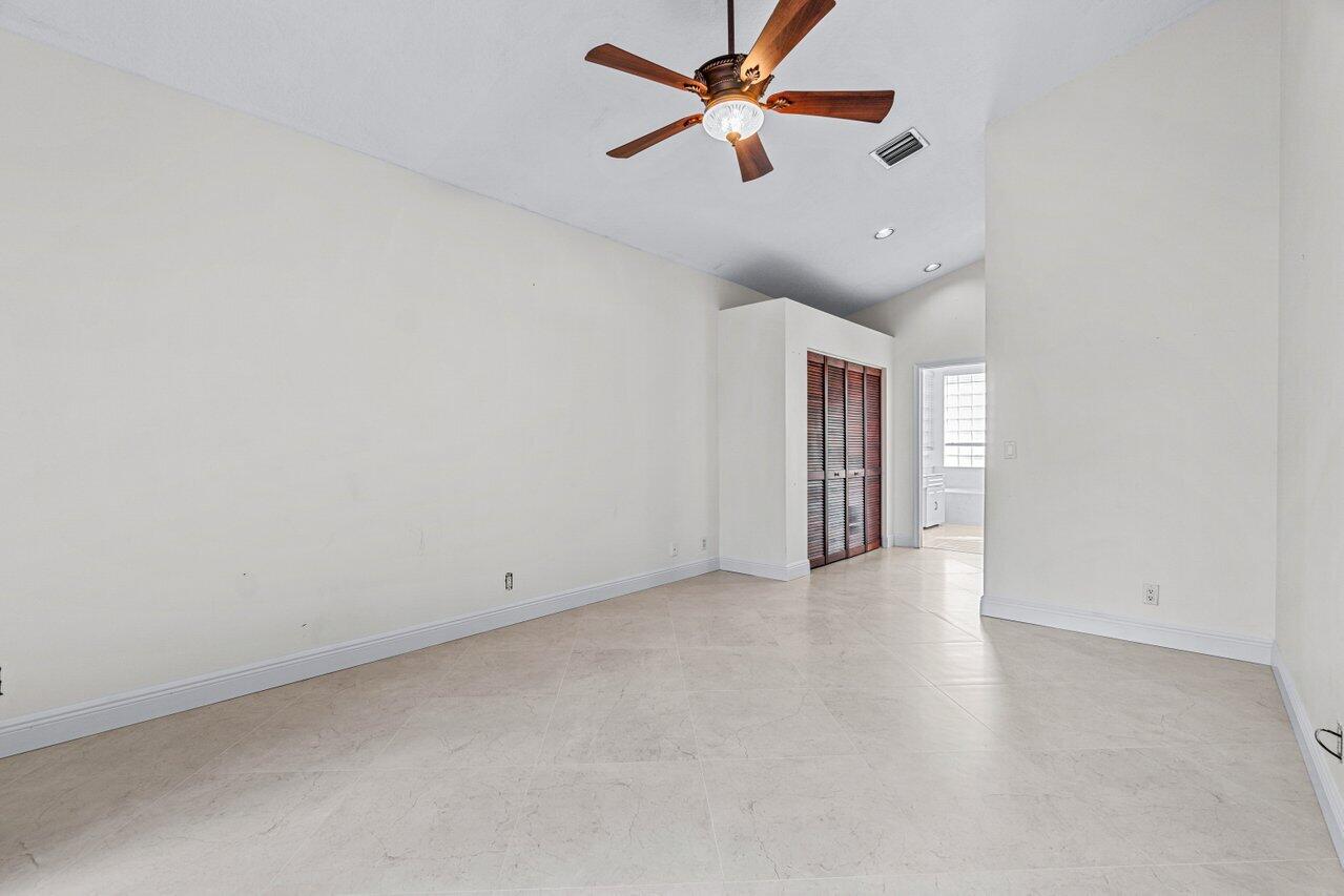 22272 Holcomb Place Boca Raton, FL 33428 - Photo 18 of 33 018-22272HolcombPlace-BocaRaton-FL-33428