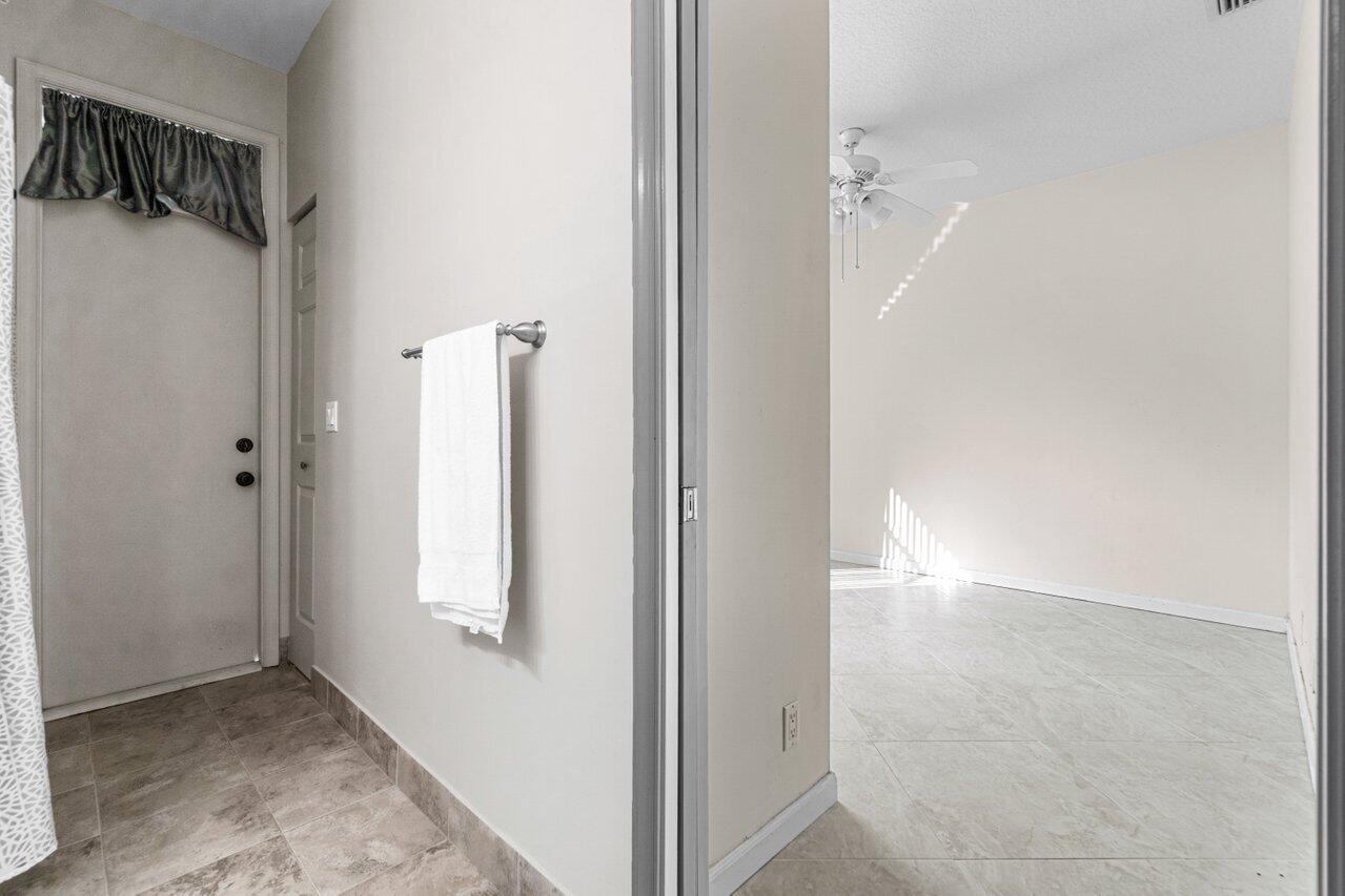 22272 Holcomb Place Boca Raton, FL 33428 - Photo 26 of 33 026-22272HolcombPlace-BocaRaton-FL-33428