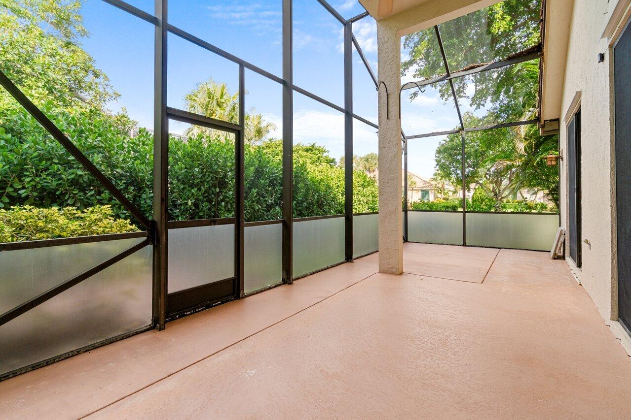 22272 Holcomb Place Boca Raton, FL 33428 - Photo 29 of 33 029-22272HolcombPlace-BocaRaton-FL-33428