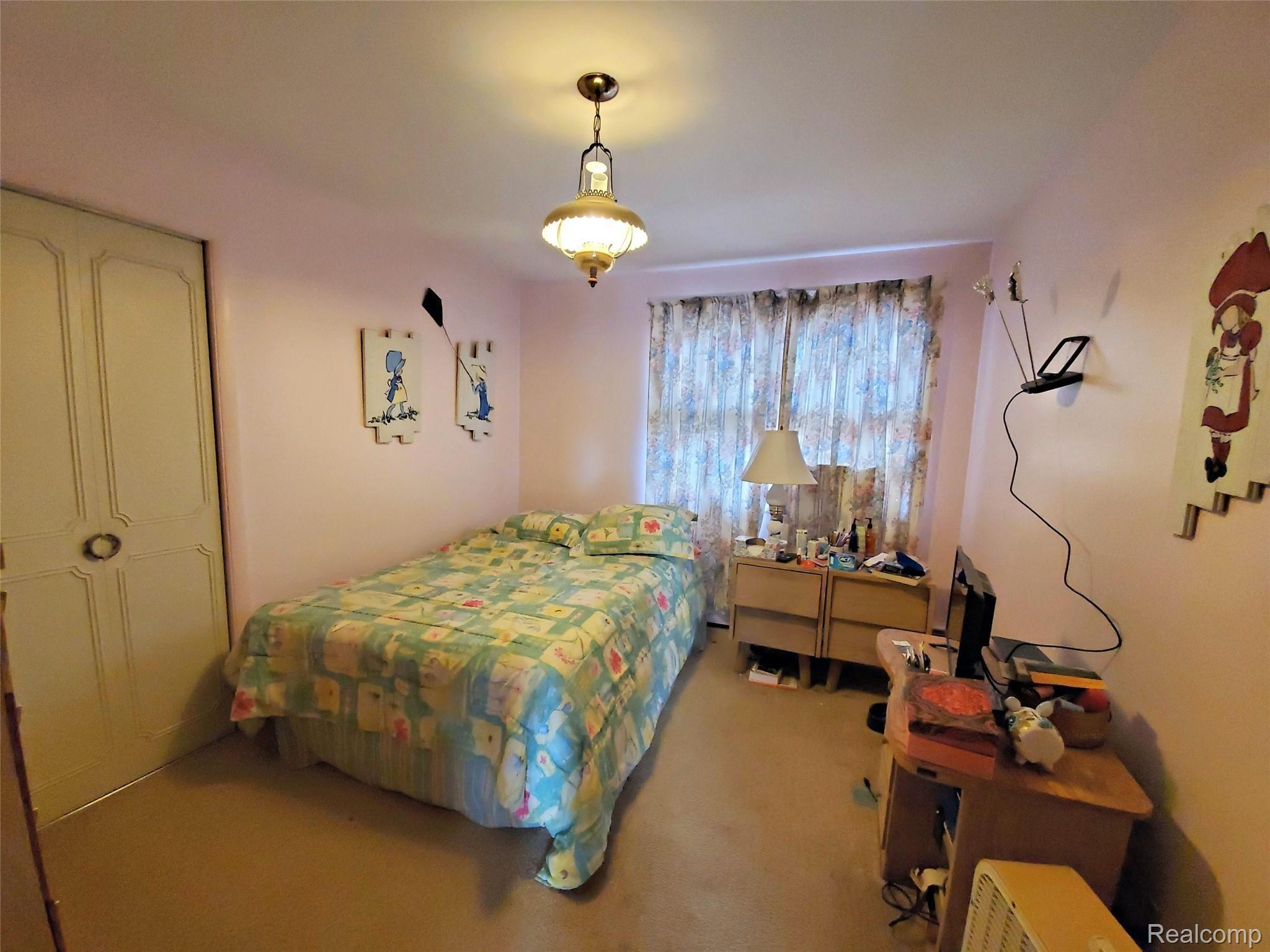 6356 Fenton Road Flint, MI 48507 - Photo 23 of 34 23.jpg