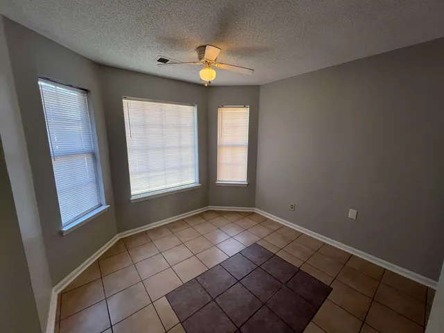 $1,395 | 3315 Tulane Road West, Horn Lake, MS 38637