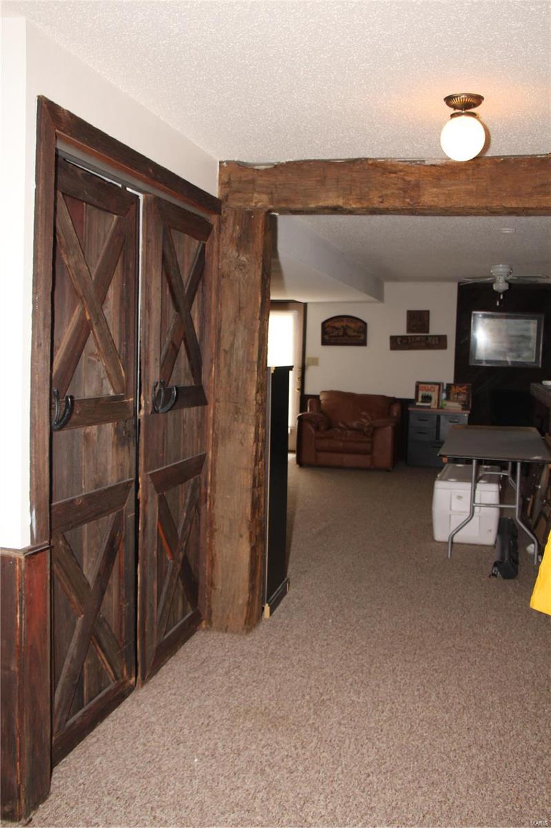 7048 Prairietown Road Edwardsville, IL 62025 - Photo 18 of 34 Gallery Image 18