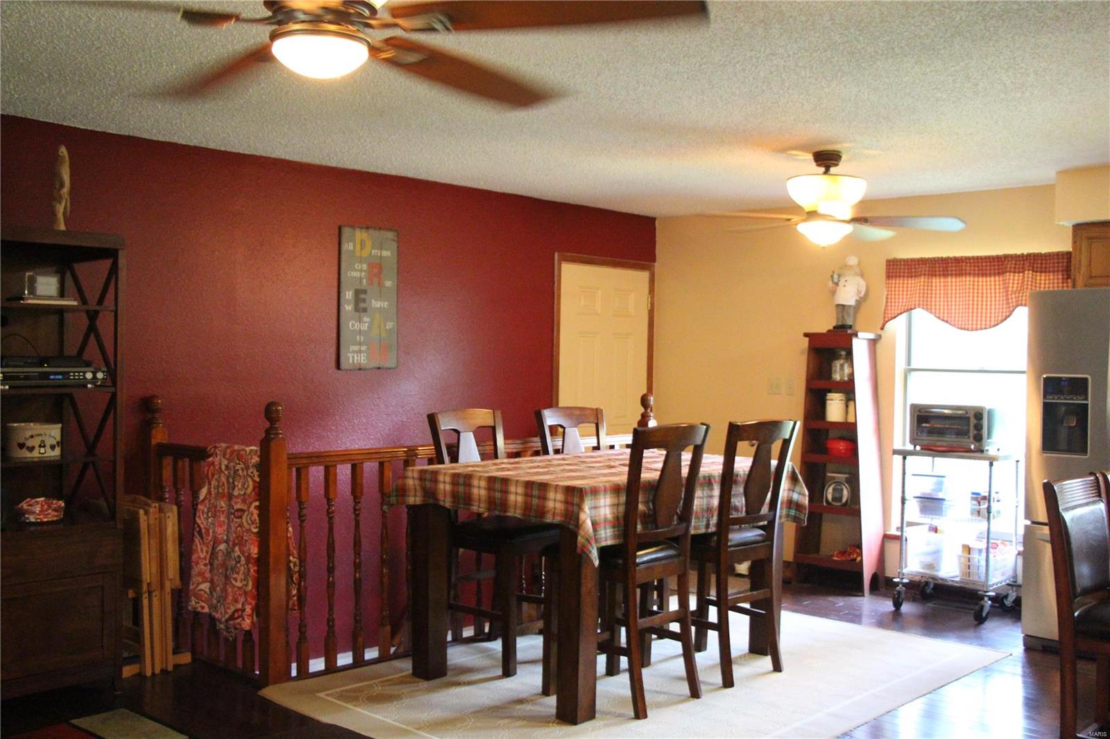 7048 Prairietown Road Edwardsville, IL 62025 - Photo 7 of 34 Gallery Image 7