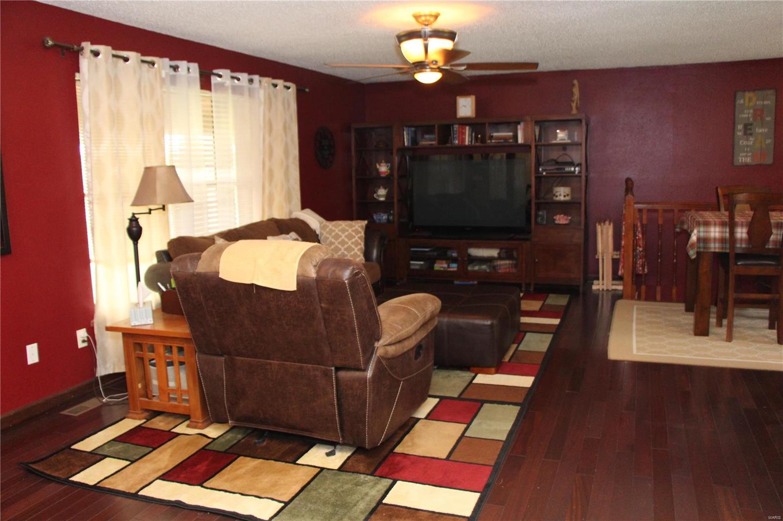 7048 Prairietown Road Edwardsville, IL 62025 - Photo 8 of 34 Gallery Image 8