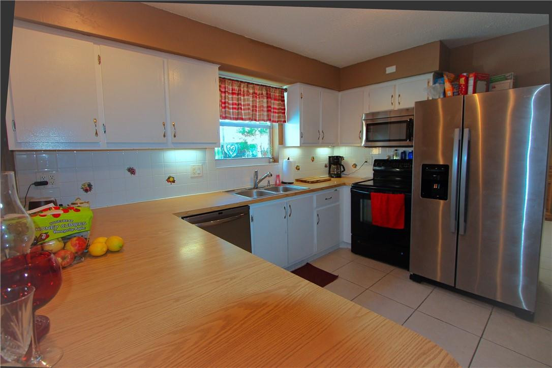 11138 Ladino Street Boca Raton, FL 33428 - Photo 3 of 17 Kitchen