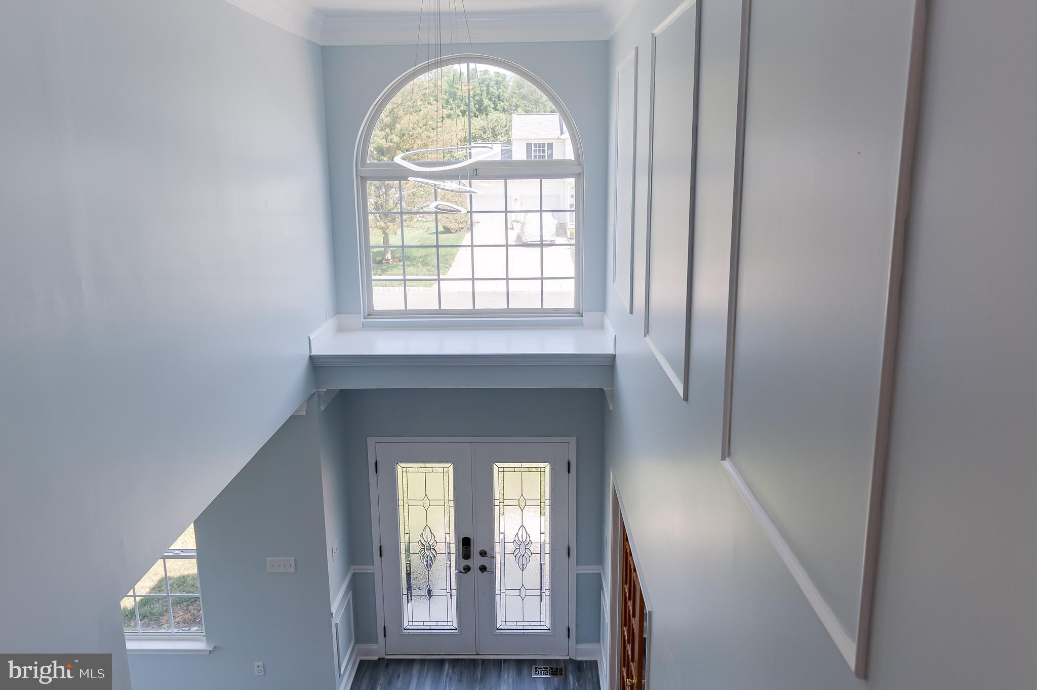 90 Anthony Drive Burlington, NJ 08016 - Photo 3 of 83 Front Entrance