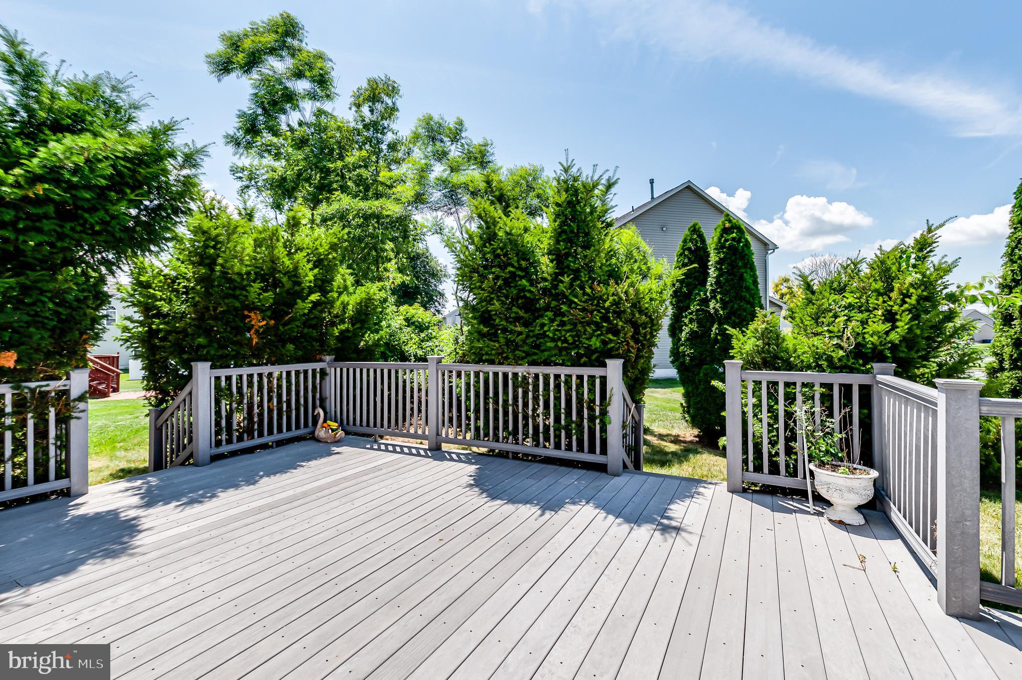 90 Anthony Drive Burlington, NJ 08016 - Photo 21 of 83 Trex Deck in the Backyard